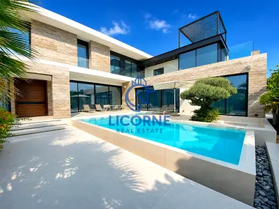 ELEGANT VILLA | SPACIOUS LAYOUT | PEARL JUMEIRAH