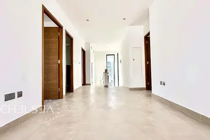 SINGLE ROW | VACANT SOON | MOTIVATED SELLER