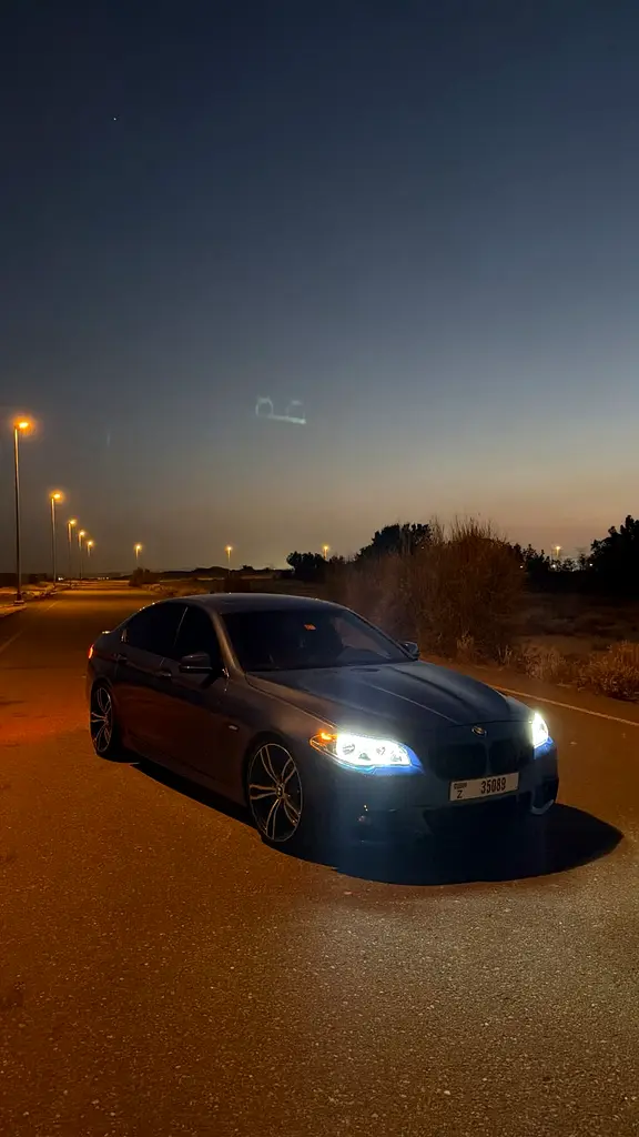 BMW 5-Series 2013 — photo 1 of 6