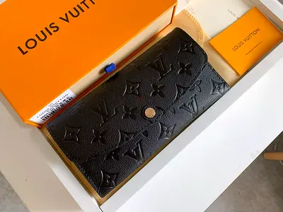 Leather women wallet