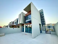 Rare Corner Unit | Single Row on Green Belt | Community specialist