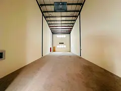 2,110 Sq. Ft. Insulated Warehouse for Rent – Dubai Investment Park1.