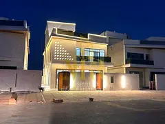 Close to all services - 2 floors, roof - Registration included - Direct from owner - Freehold