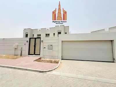Spacious 3Bhk Villa Well Maintained Renovated With Maids Room Wardrobes Parking 110K