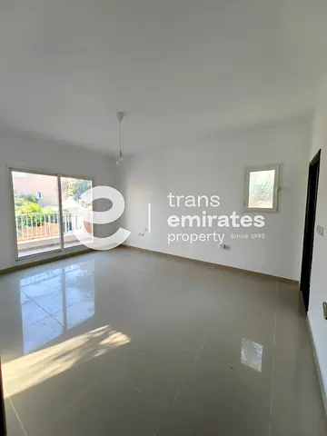 Double Row 5BR Townhouse | Vacant | Mediterranean