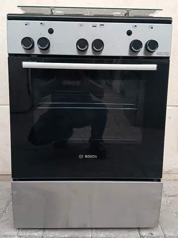 Condition good, perfect working BOSCH 60x60 gas cooker