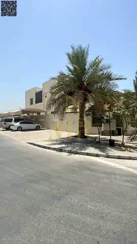 A villa with all electricity, water and air conditioning fees included, on the main street, ready to move in, in the most prestigious areas of Ajman,