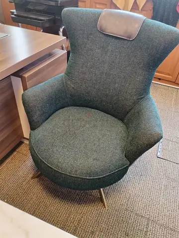 Two seater for offic for sell