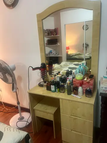 Dressing table for sale