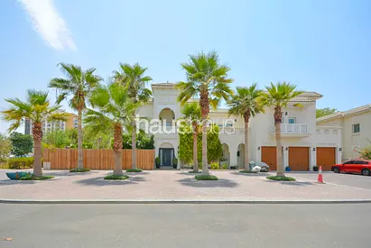 Largest Plot in community | Private Pool | Corner