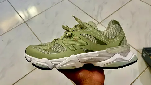 New balance 9060 (seasalt) green, brand new