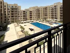 Pool View I Vacant I Spacious 2 Bed