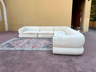 Perfect like brand new Cb2 CrateBarrel Corner Sofa