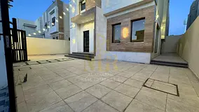 Modern villa, custom finishing, super deluxe