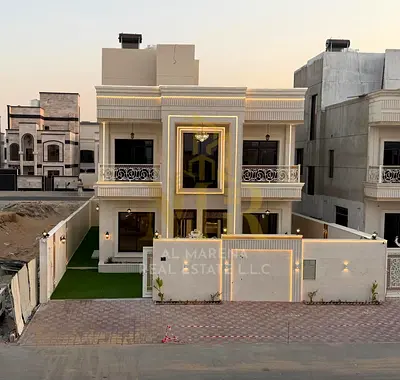 فيلا للبيع على طريق الشيخ بن زايد، شاملة رسوم التسجيل والملكية. يقع في شارع رئيسي بالقرب من الحديقة.