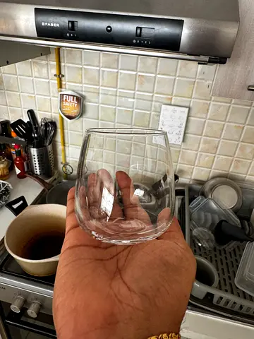 Glass set x6 (Read the description)