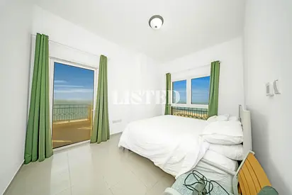 Amazing View | Upgraded Kitchen | Vacant