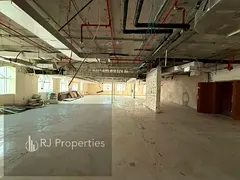 Office - Prime location - suitable for All kinds of businesses - Easy Access For Dubai and Ajman