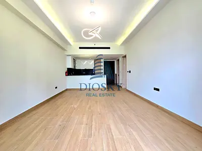 Brand New | Pet Friendly | Near to Exit