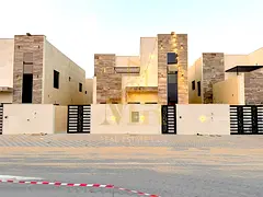 Luxury villa including registration fees, water, electricity, and air conditioning. Freehold ownersh
