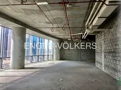Vacant I High Ceiling I High Floor