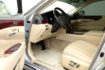 2012 Lexus LS-SERIES — миниатюра 9
