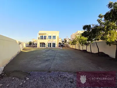 Massive Corner Plot | Ready to Move | Must View