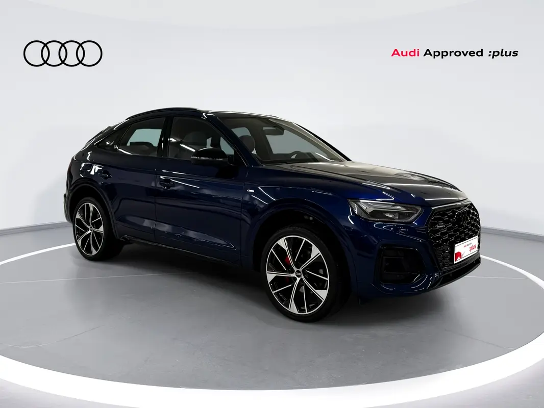 Audi Q5 2024 — photo 1 of 18