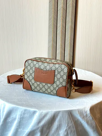 Gucci Messenger Bag For Men’s