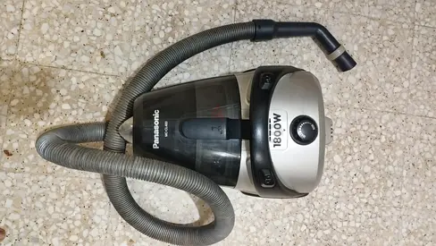 Panasonic Canister Vacuum Cleaner 1800W - Used, Working