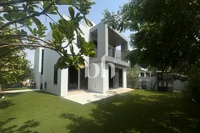 Large Plot | Vacant Now | Extended Living