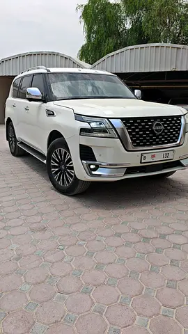 Nissan Patrol SE 2014 GCC Specs first owner V8 320HP