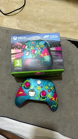 Forza horizon 6 Xbox special edition controller