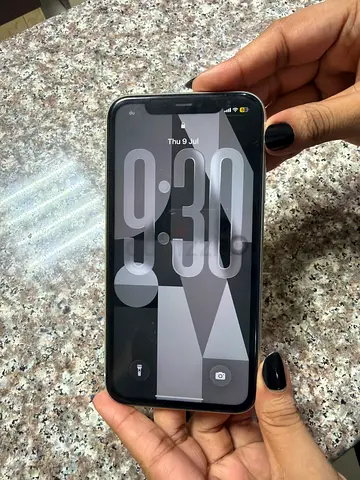 iPhone 11