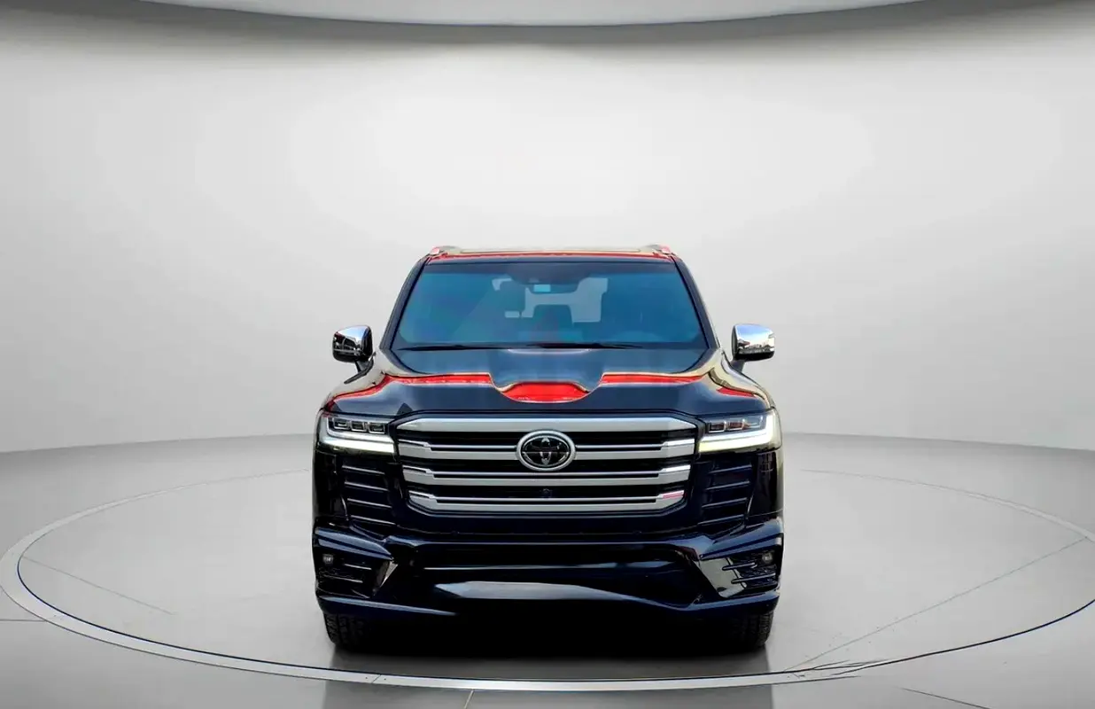 Toyota Land Cruiser 2024 — photo 1 of 11