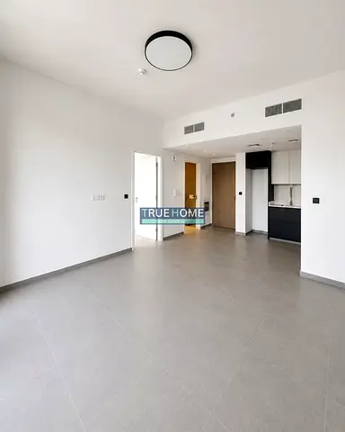 Freehold 1BR Apartment | Ready to Move | Balconies