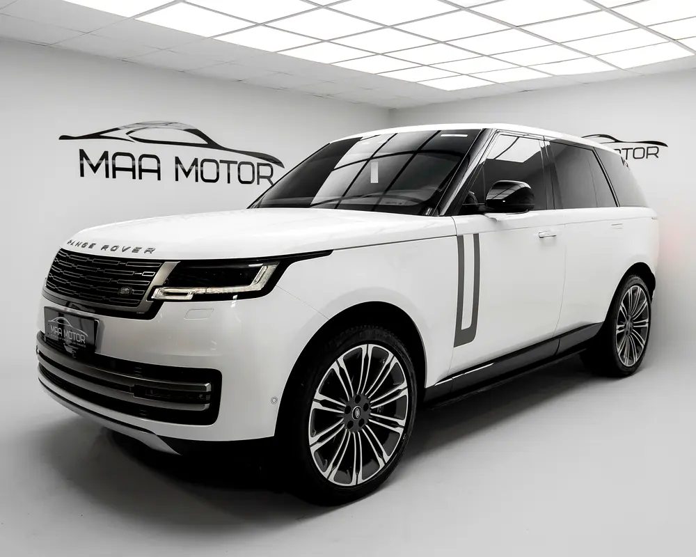 Land Rover Range Rover 2024 — photo 1 of 11