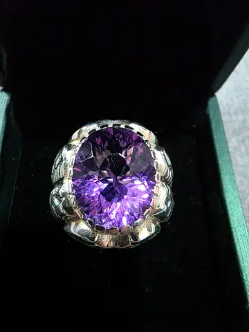 Silver Ring with Amethyst Stone - جمشت صياغه الشريف
