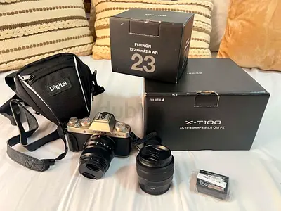Fujifilm X-T100 Mirrorless Camera With 15-45mm and 23mm f/2 R WR Lens with battery