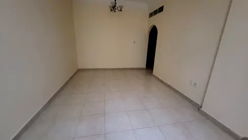 Spacious 2bhk central ac central gas family building with walldrop only 39999