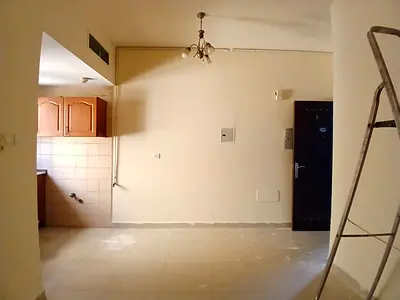 READY TO MOVE STUDIO FLAT CENTER AC&GAS