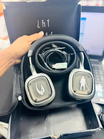 Logitech Astro A30 Wireless Gaming Headset with Case and Cables