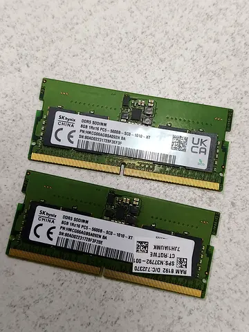Pair of SK Hynix 8GB DDR5 5600 mhz SODIMM RAM sticks (laptop memory)