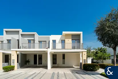 Single Row 4 Bed | Phase A | Prime Location