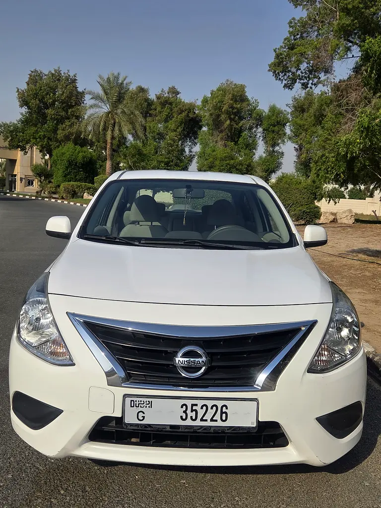 Nissan Sunny 2022 — photo 1 of 13
