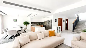 Beautiful Design | Spacious Living| Bright