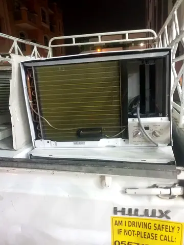 Used Window Air Conditioner Unit (Needs Installation)