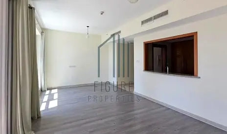 Chiller Free | Fitted Kitchen | Unfurnished