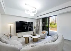 Vacant June | Huge Terrace | Direct Pool Access