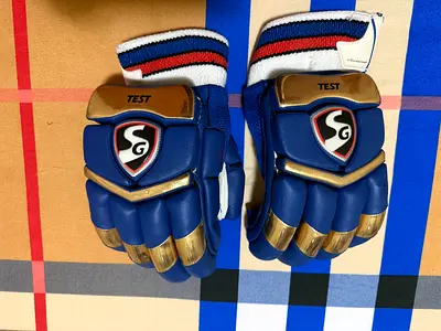Mumbai Indians edition SG cricket batting gloves - , blue/gold